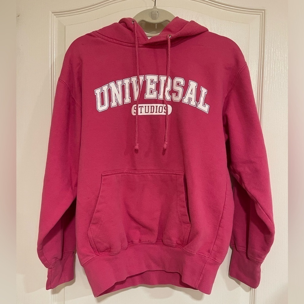 Pink Universal Studios hoodie​​​​​​​​​